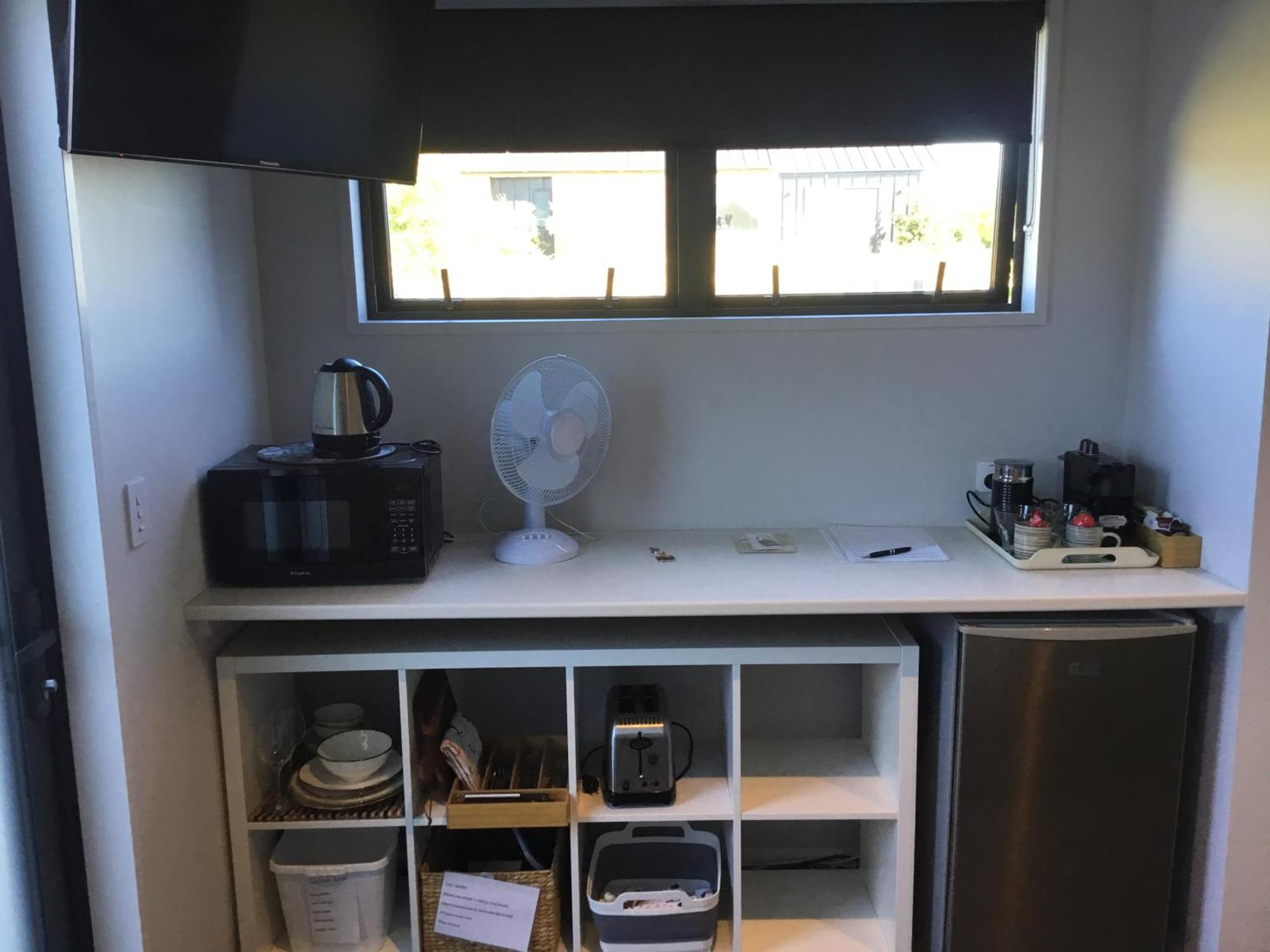 Cozy Stylish Studio Entry Off Northburn Road Уанака Екстериор снимка